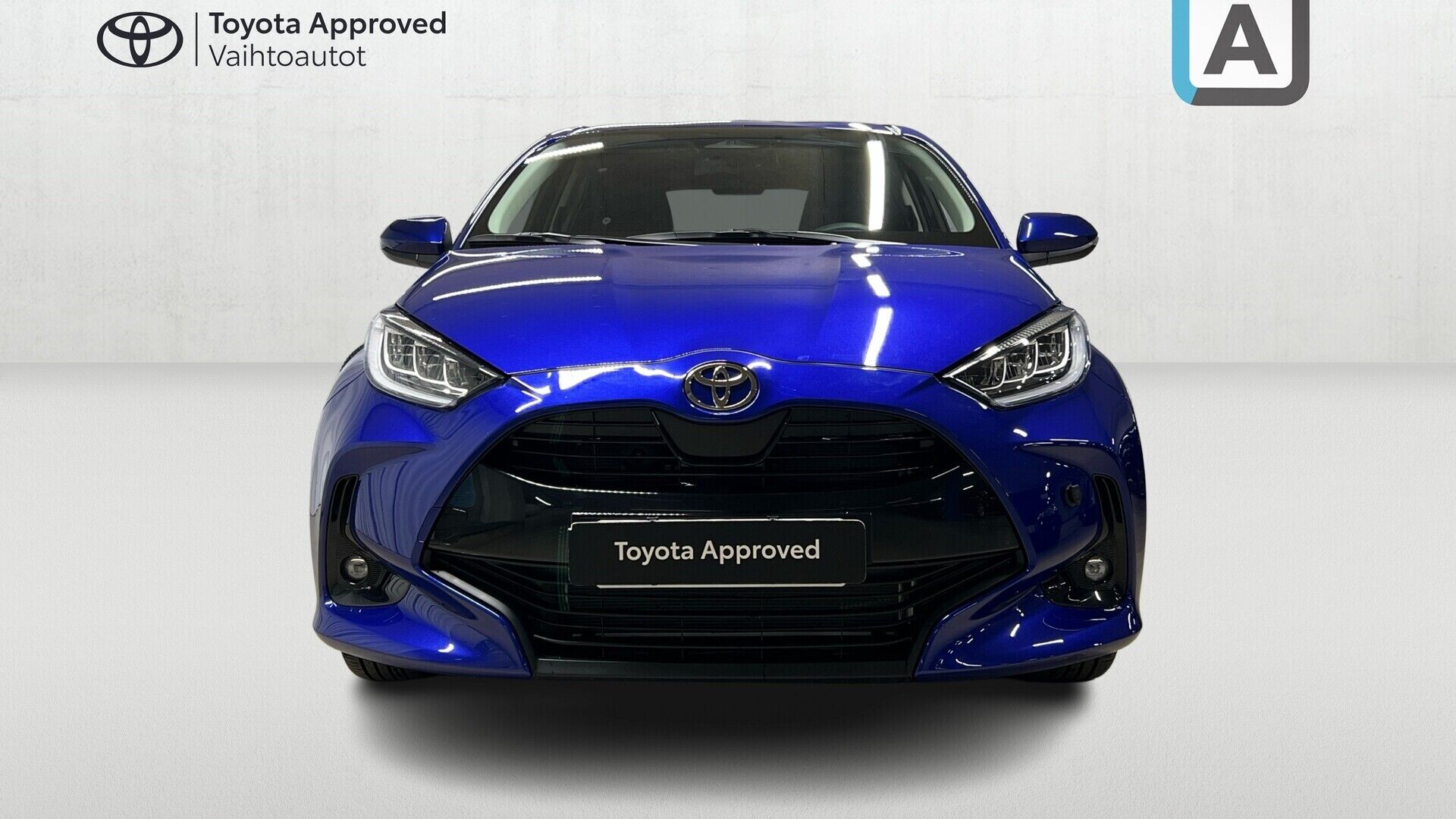 Toyota Yaris iso kuva 6