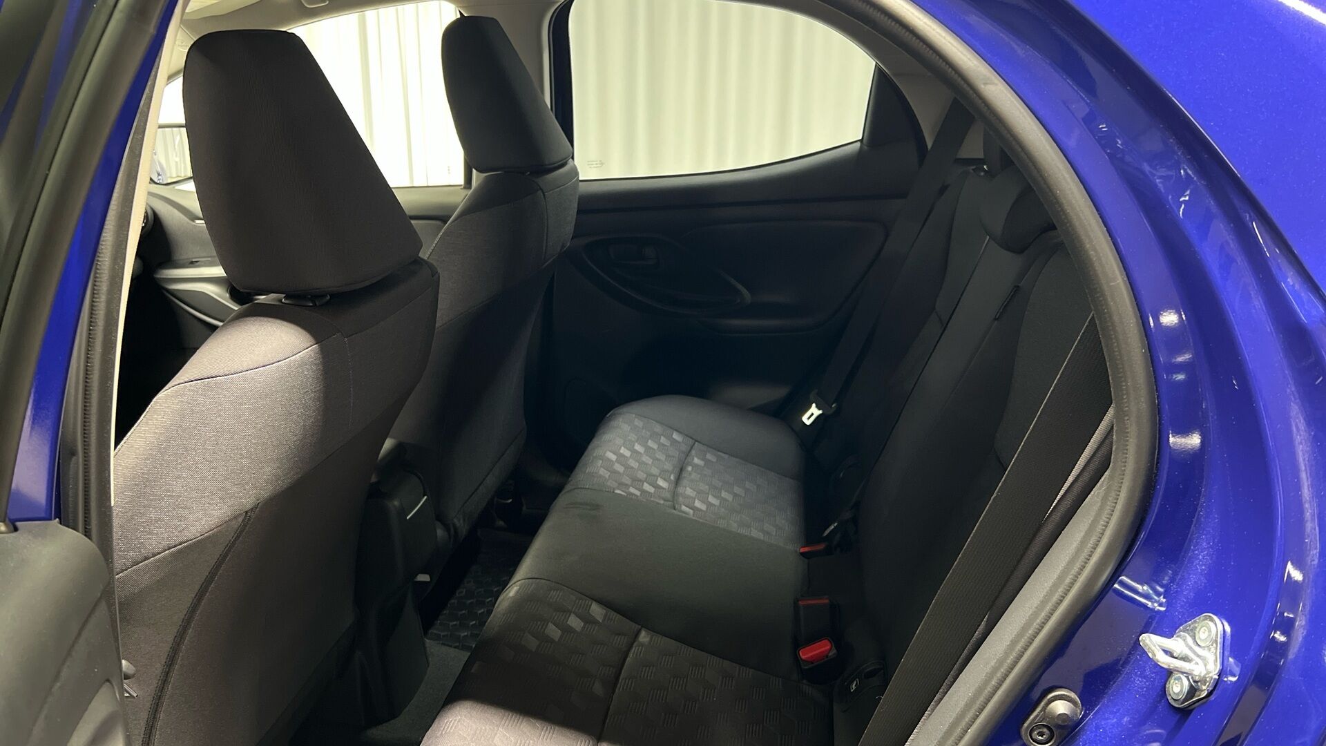 Toyota Yaris iso kuva 8