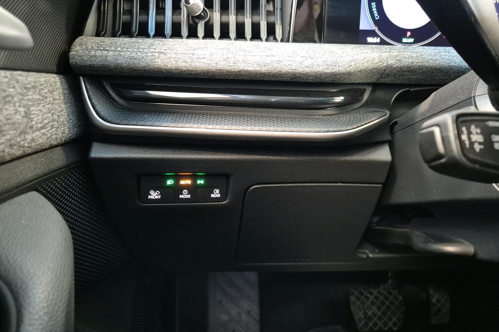 Skoda Superb iso kuva 20