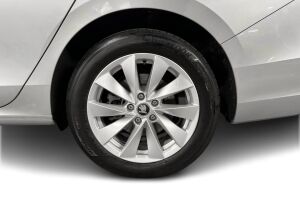 Skoda Superb esikatselu 26