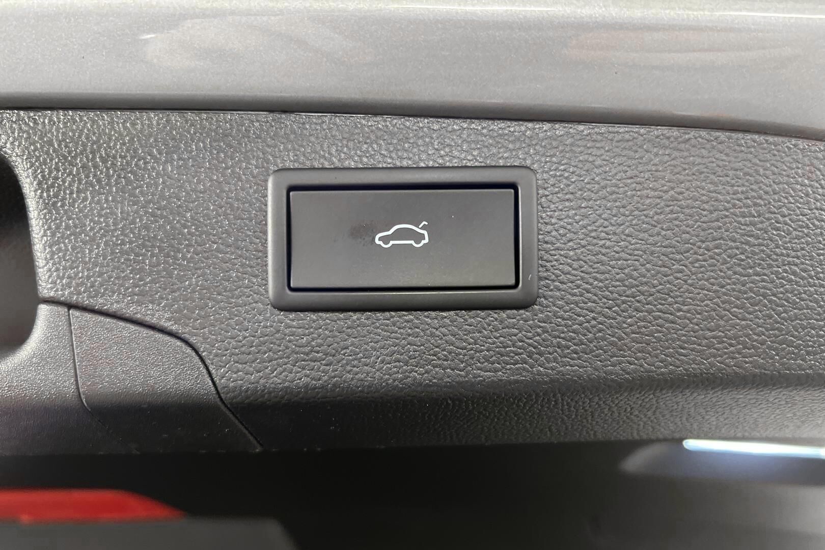 Skoda Superb iso kuva 27