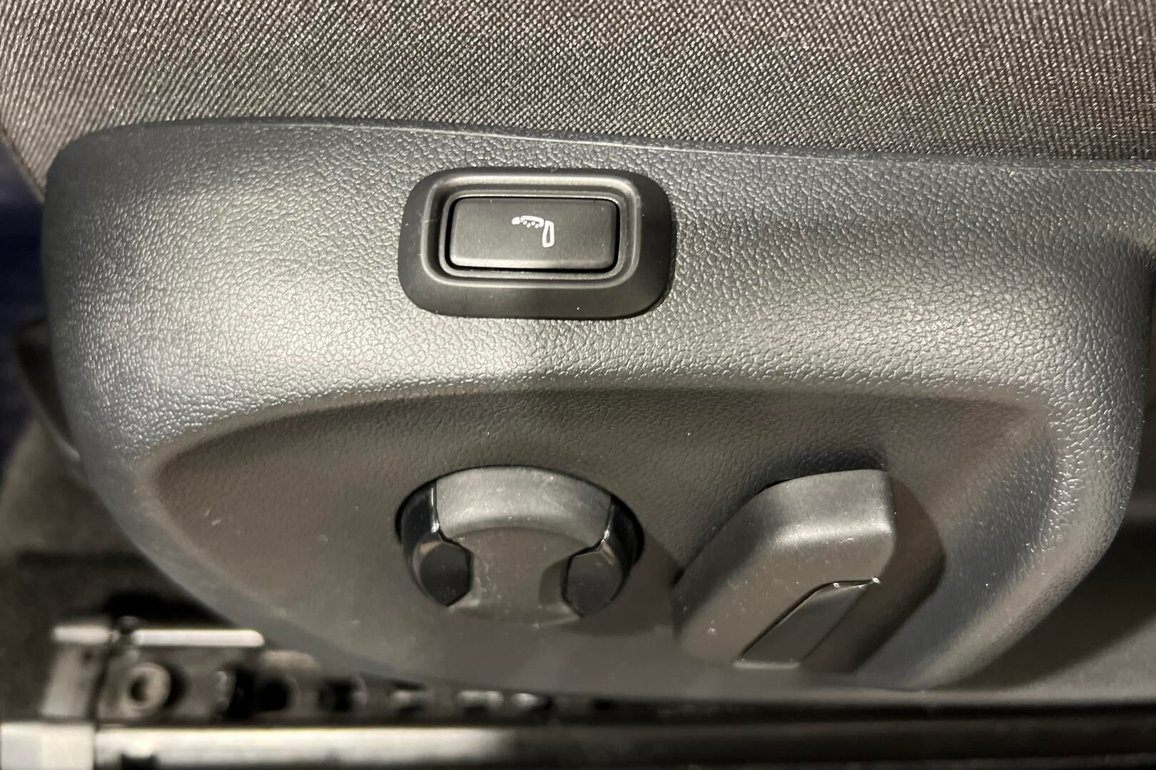 Skoda Superb iso kuva 15