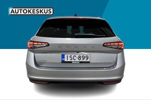 Skoda Superb esikatselu 5