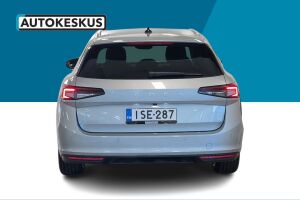 Skoda Superb esikatselu 7