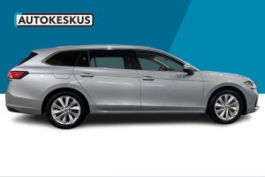 Skoda Superb esikatselu 2