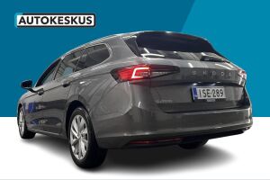 Skoda Superb esikatselu 6