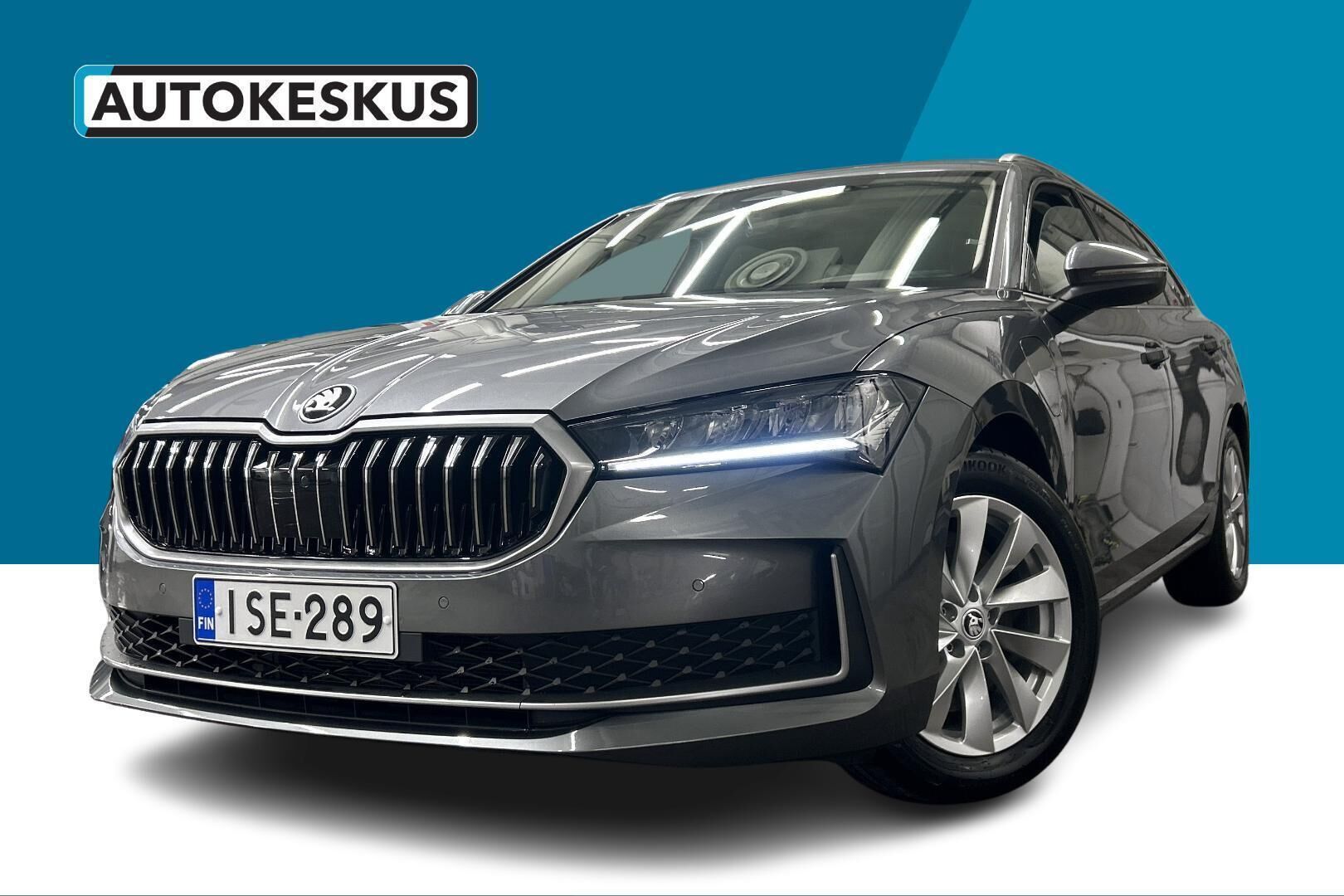 Skoda Superb iso kuva 0