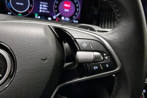 Skoda Superb esikatselu 22