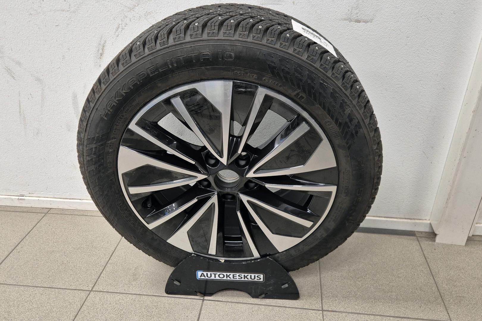 Skoda Superb iso kuva 20