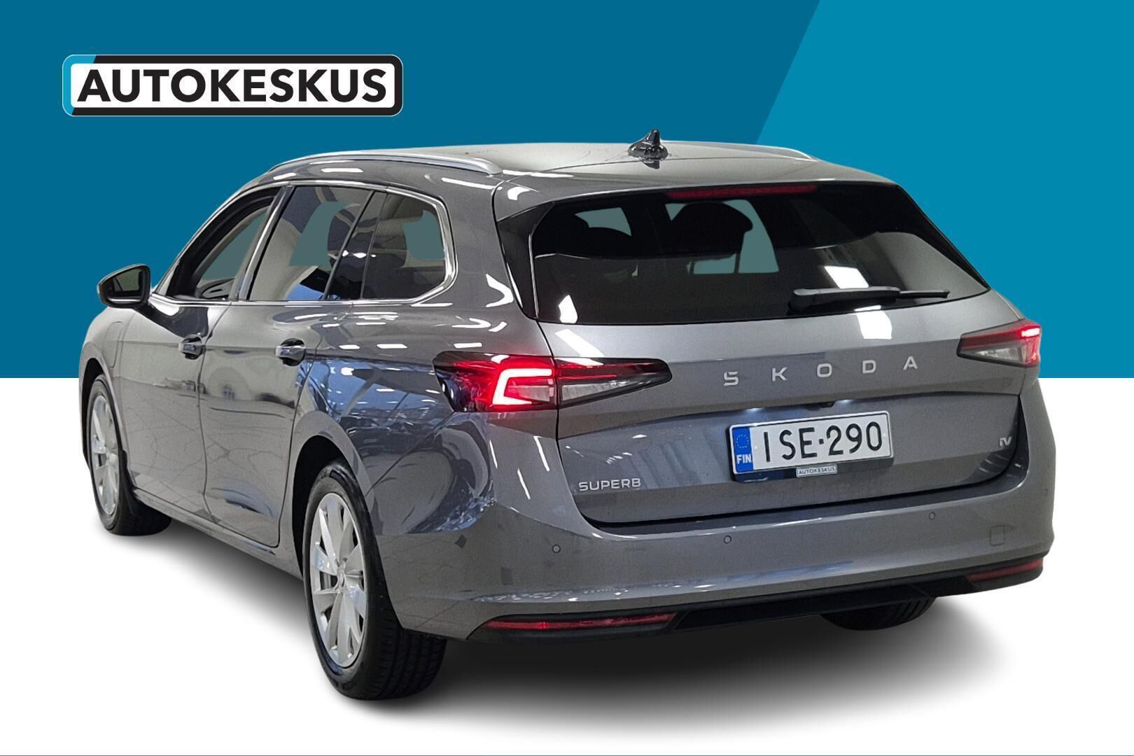 Skoda Superb iso kuva 7