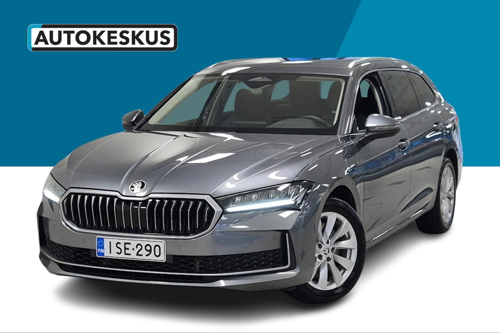 Skoda Superb iso kuva 0