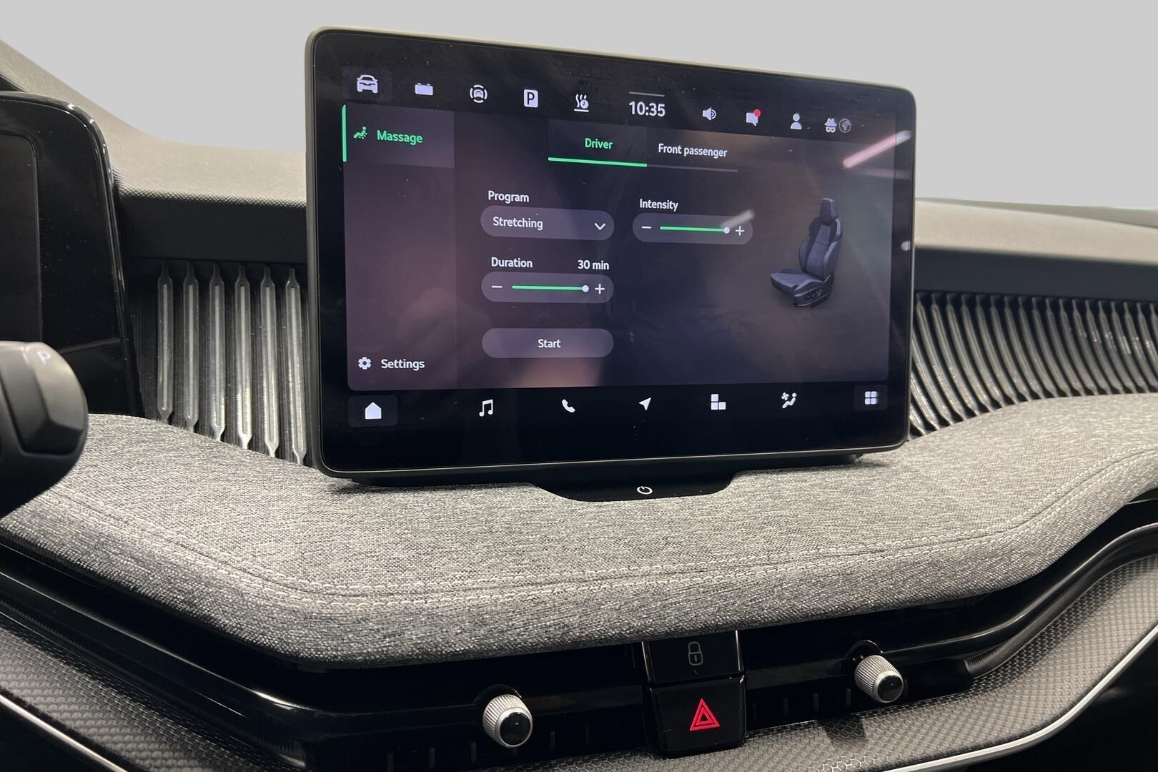 Skoda Superb iso kuva 23