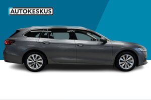 Skoda Superb esikatselu 4