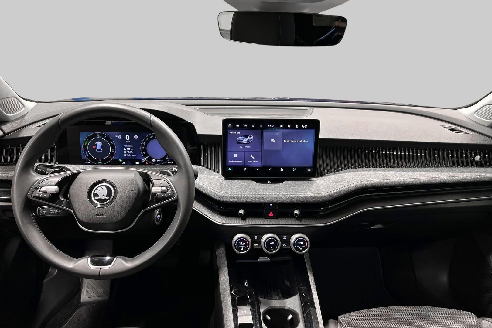 Skoda Superb iso kuva 10