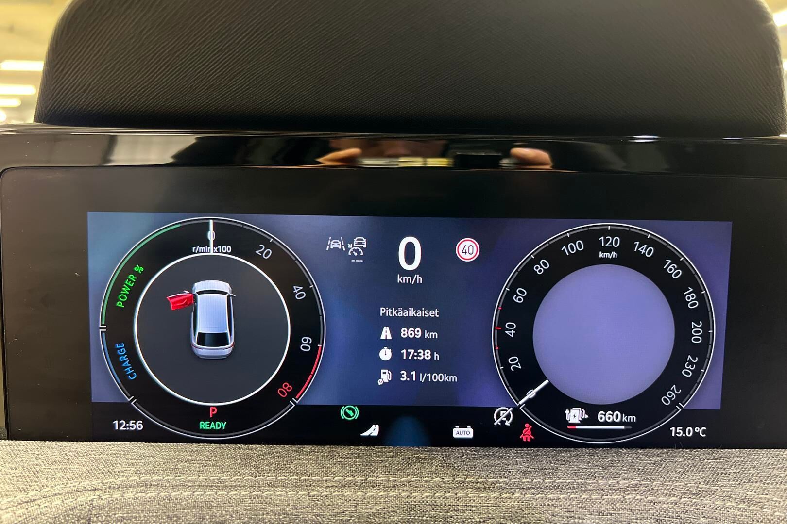 Skoda Superb iso kuva 14