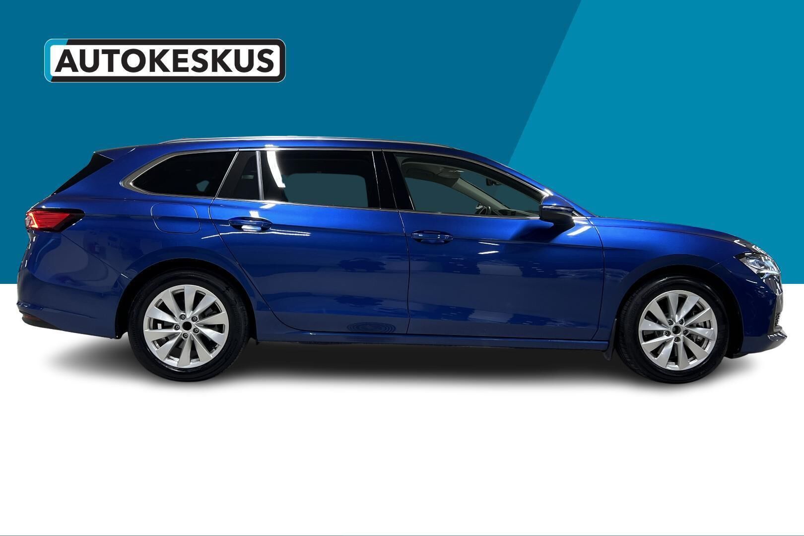 Skoda Superb iso kuva 3