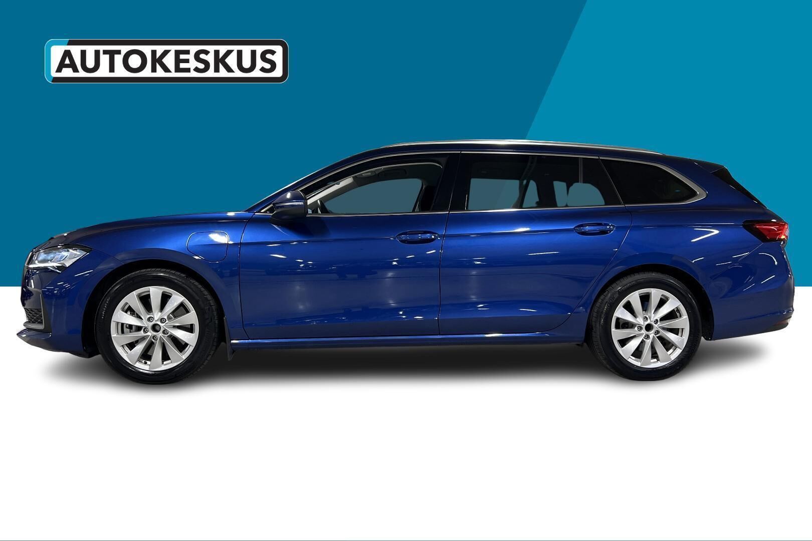 Skoda Superb iso kuva 7