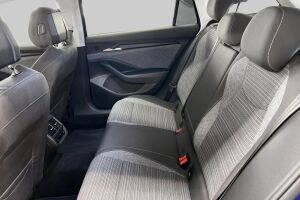 Skoda Superb esikatselu 9