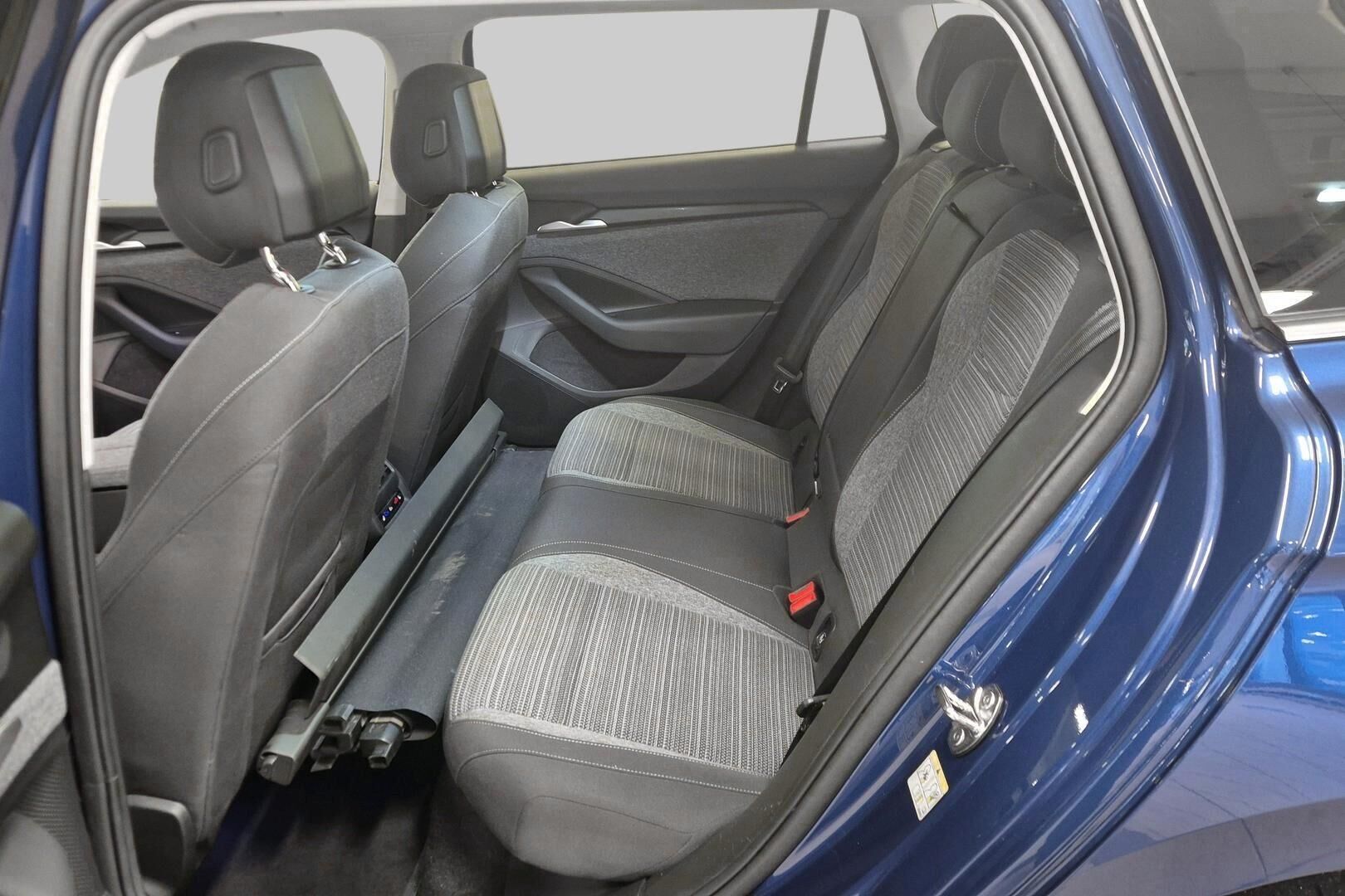 Skoda Superb iso kuva 9