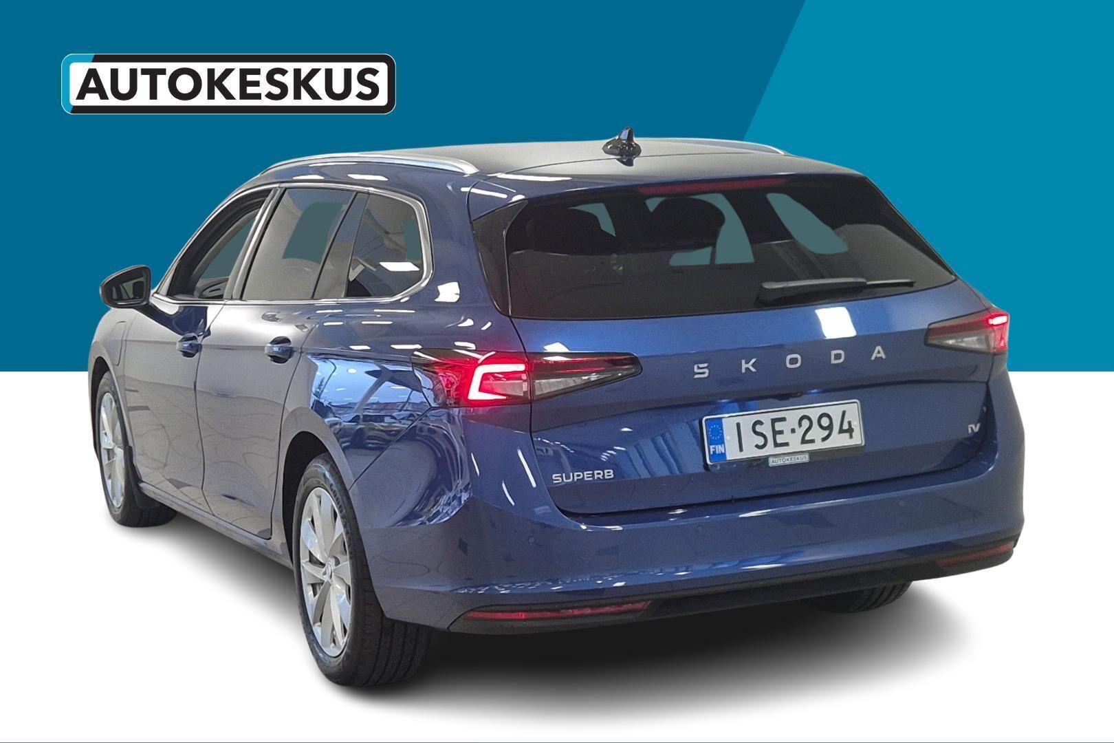 Skoda Superb iso kuva 22
