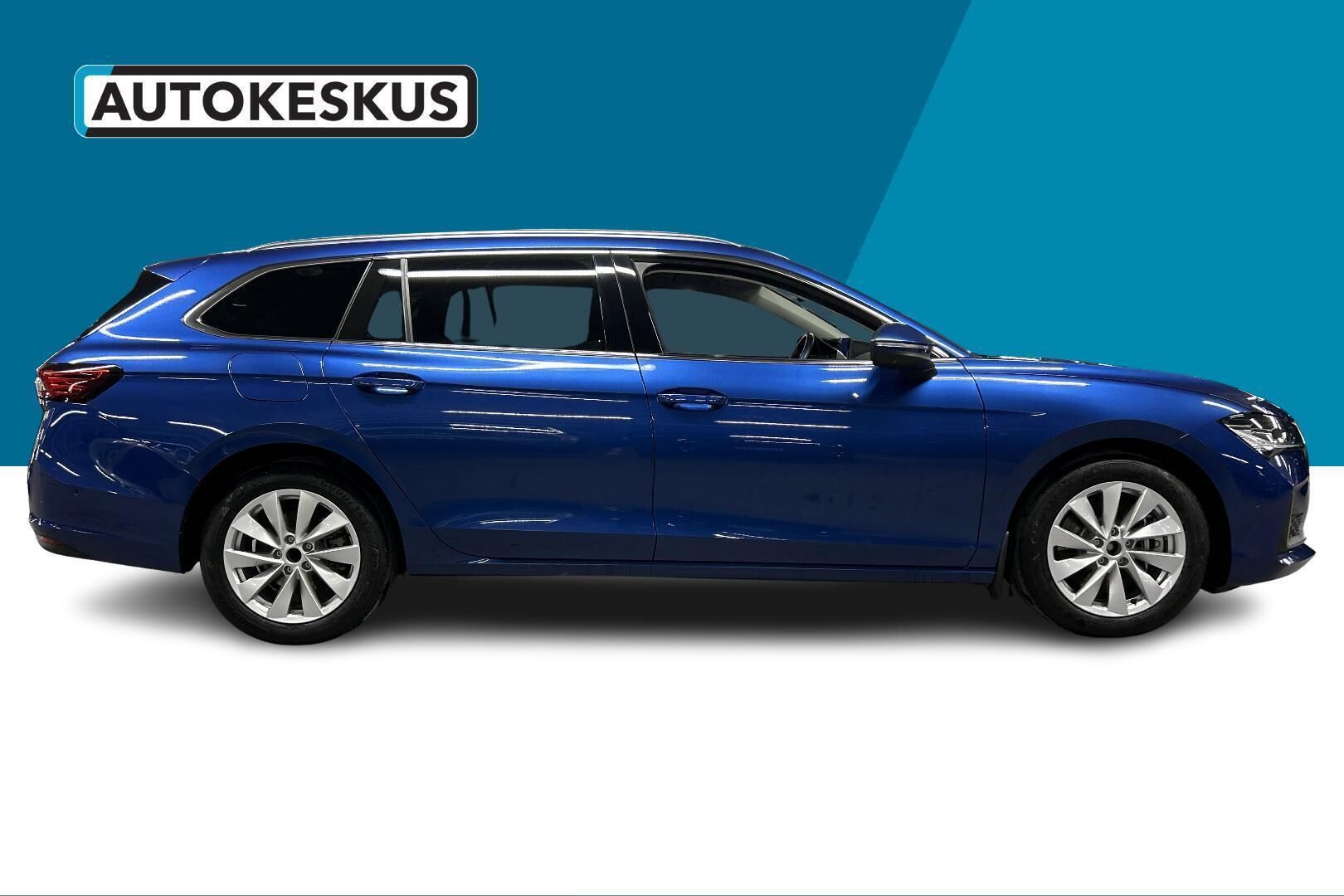 Skoda Superb iso kuva 3