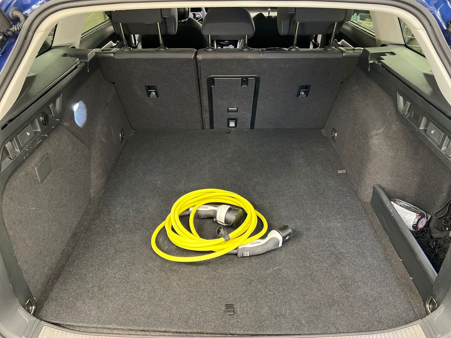 Skoda Superb iso kuva 10