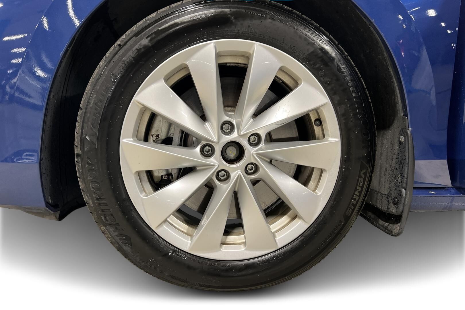 Skoda Superb iso kuva 11