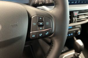 Ford Focus esikatselu 16