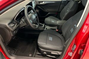 Ford Focus esikatselu 22