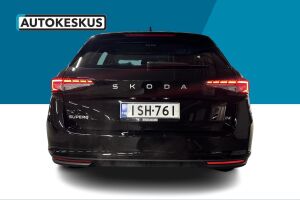 Skoda Superb esikatselu 5