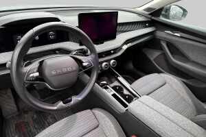 Skoda Superb esikatselu 2