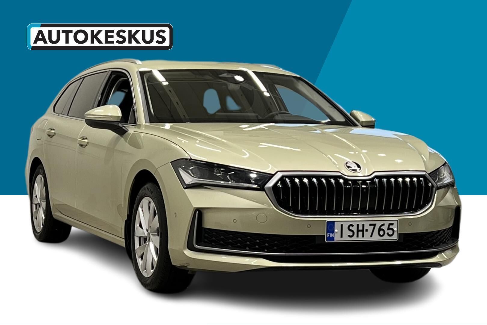 Skoda Superb iso kuva 3