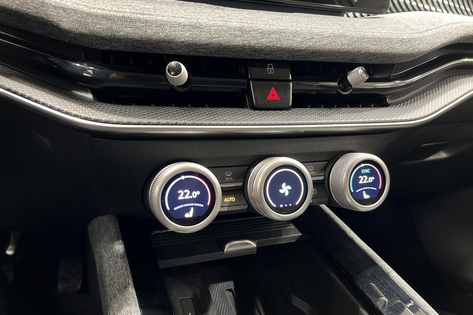 Skoda Superb iso kuva 42