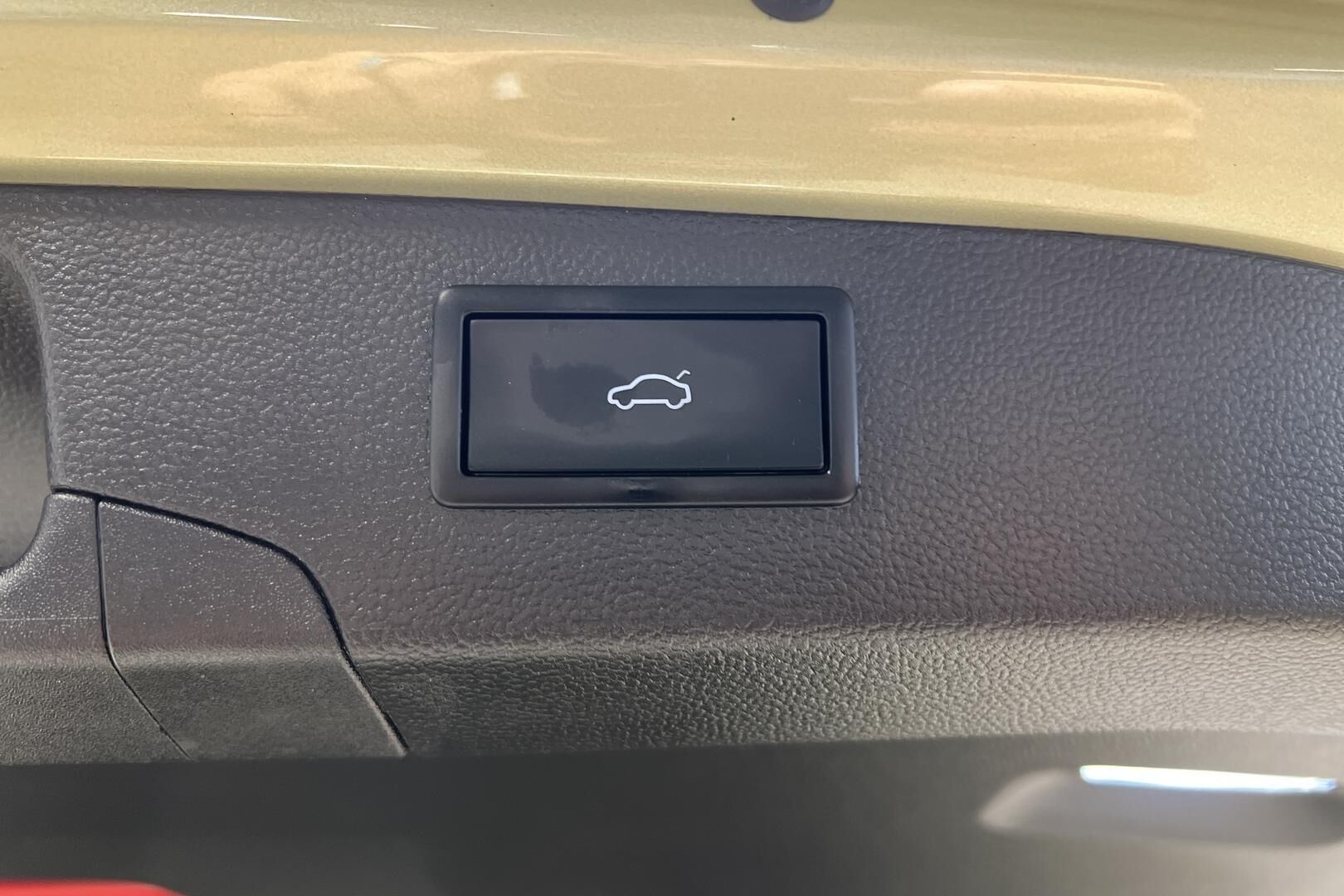Skoda Superb iso kuva 60