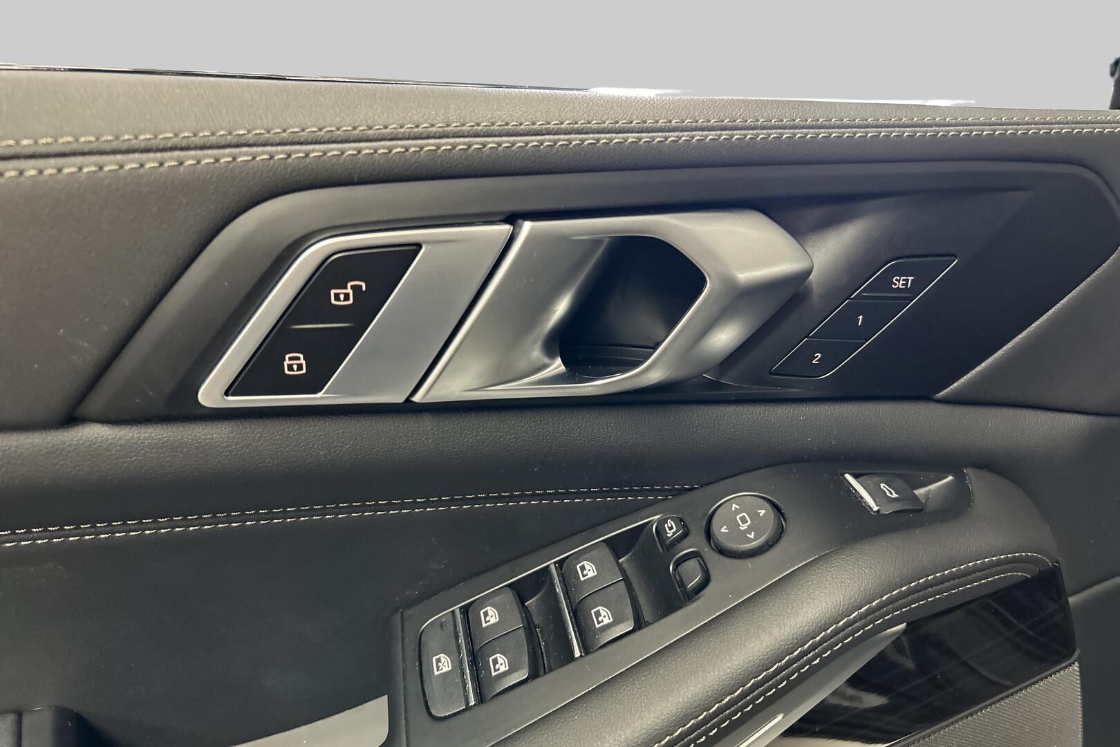 BMW X5 iso kuva 20