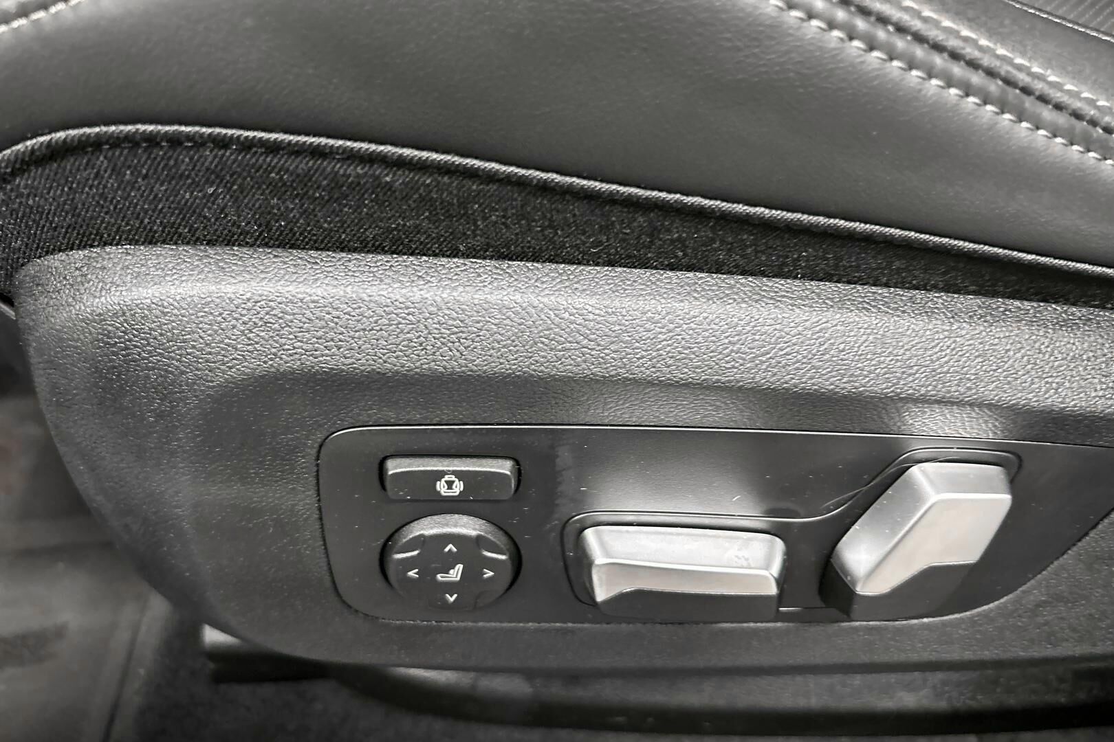 BMW X5 iso kuva 23
