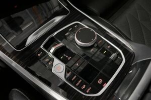 BMW X5 esikatselu 27