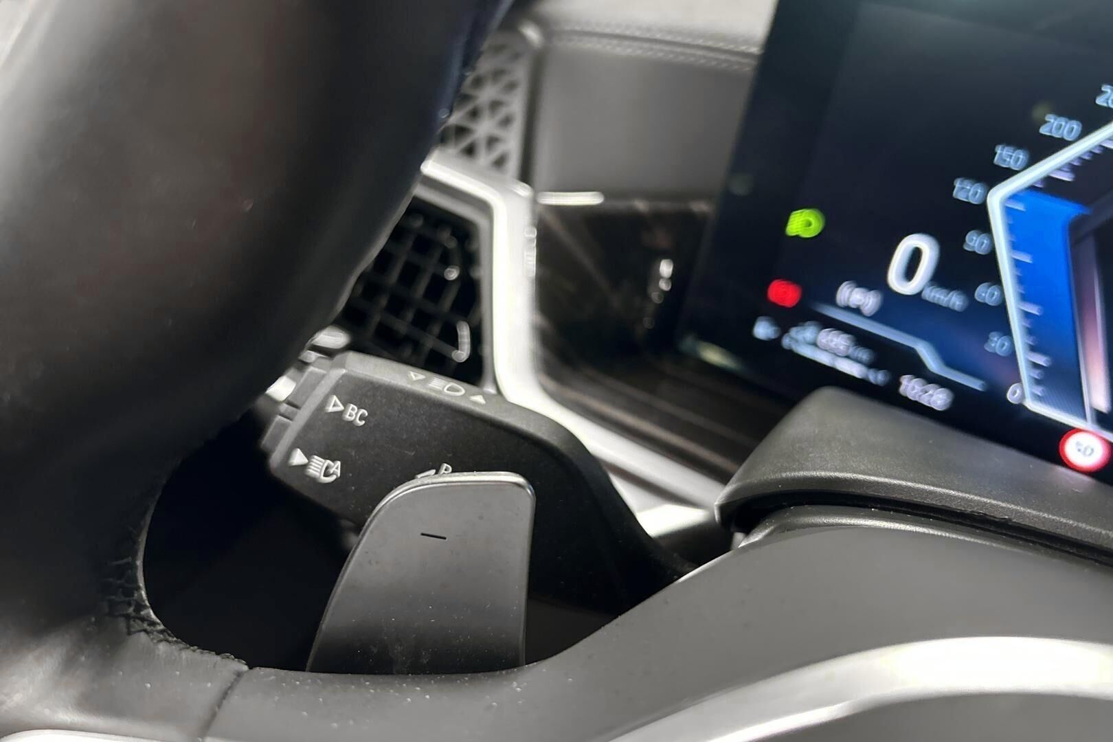 BMW X5 iso kuva 32