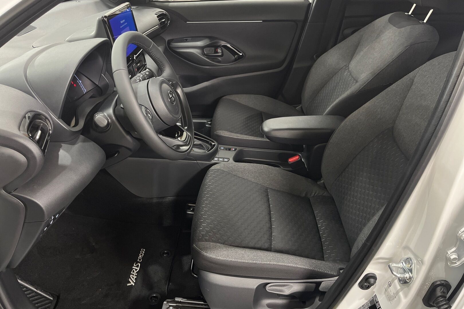 Toyota Yaris Cross iso kuva 5