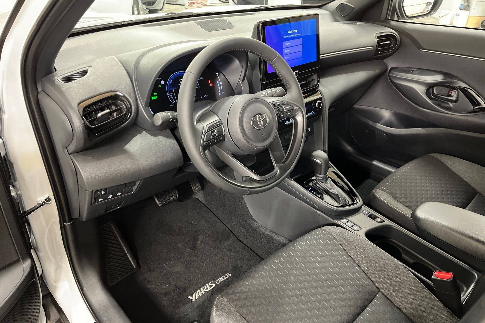 Toyota Yaris Cross iso kuva 6