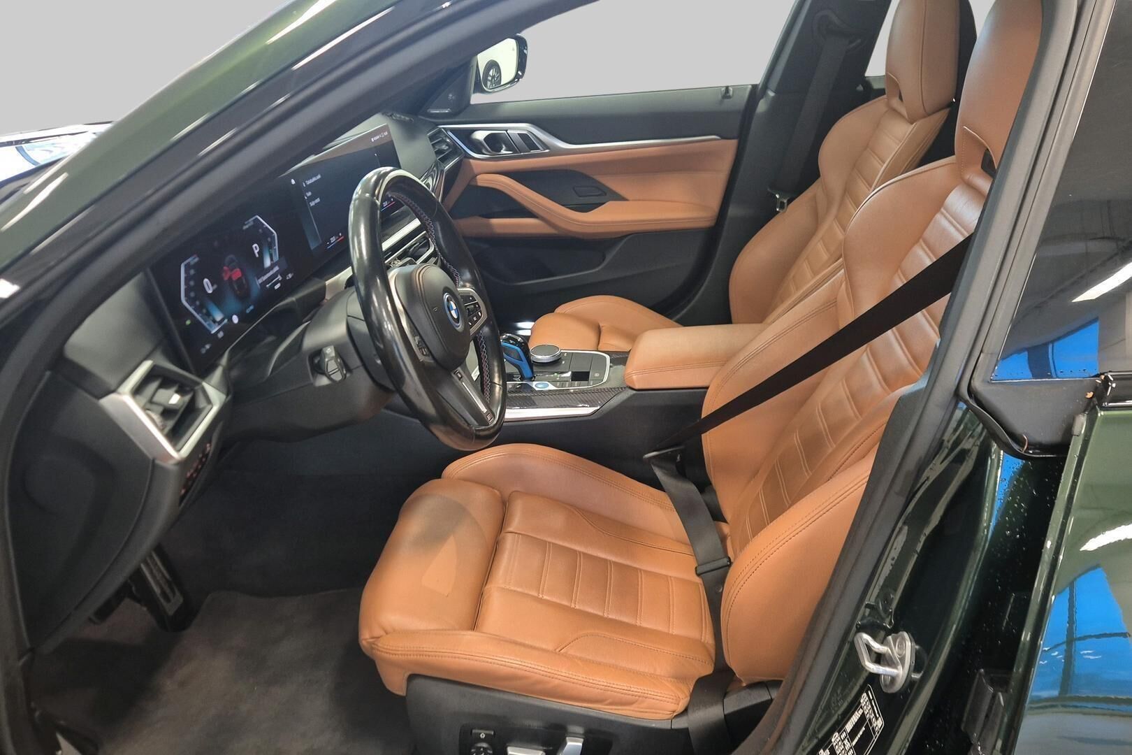BMW I4 M50 iso kuva 8