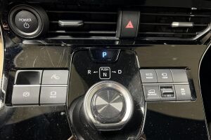 Toyota bZ4X esikatselu 21