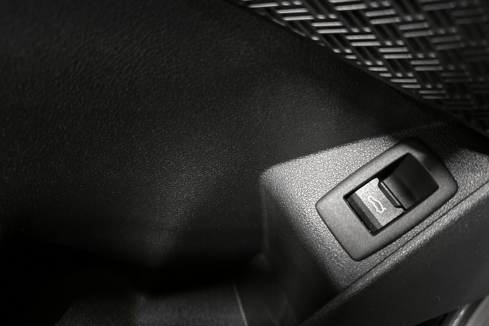 BMW X1 iso kuva 22