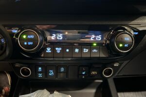 Toyota Hilux esikatselu 12