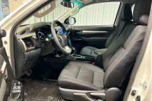 Toyota Hilux esikatselu 6