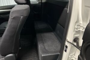 Toyota Hilux esikatselu 7