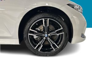 BMW 3-SARJA esikatselu 13