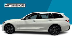 BMW 3-SARJA esikatselu 7