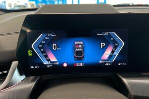 BMW IX2 esikatselu 11