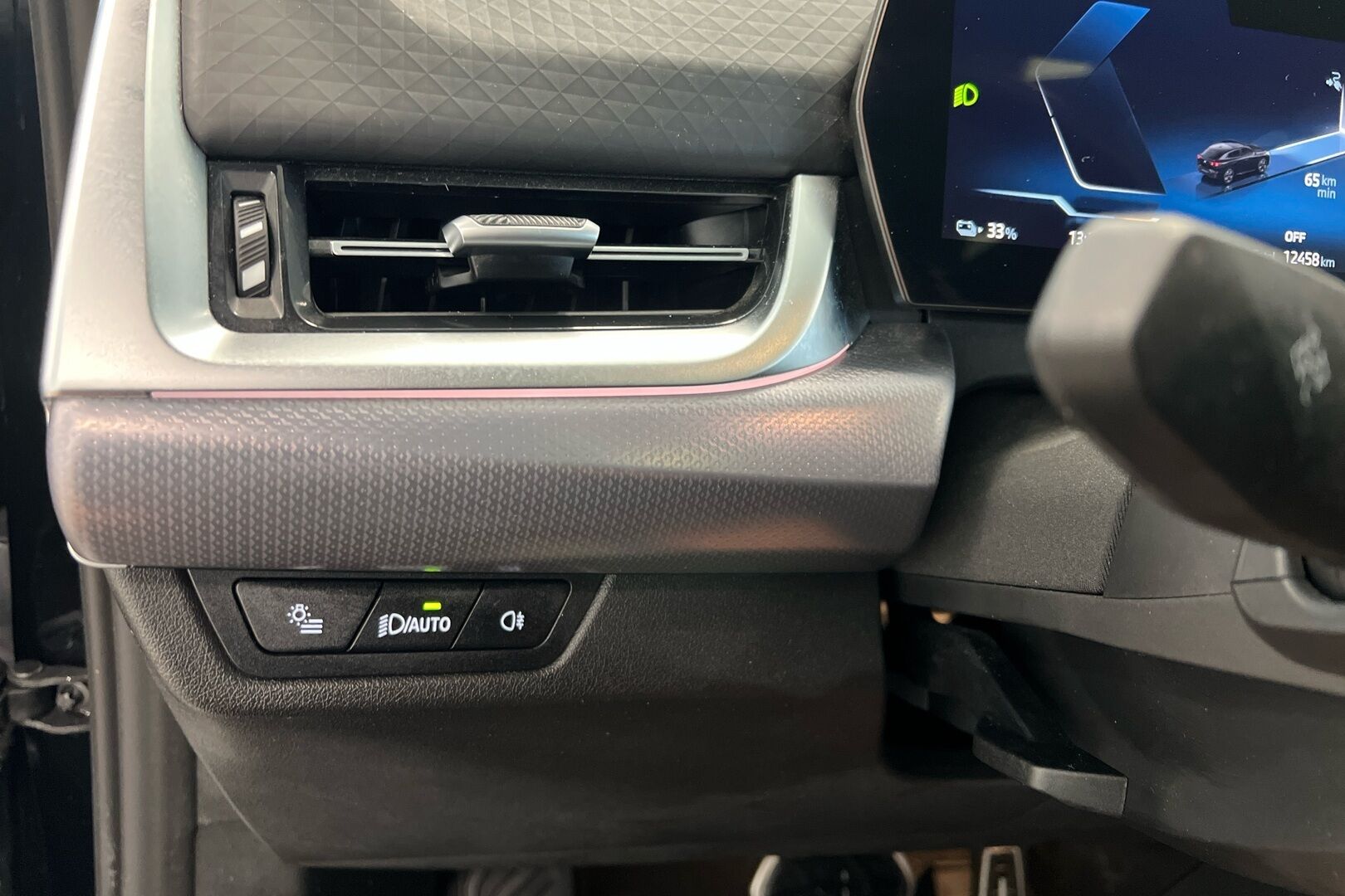 BMW IX2 iso kuva 19